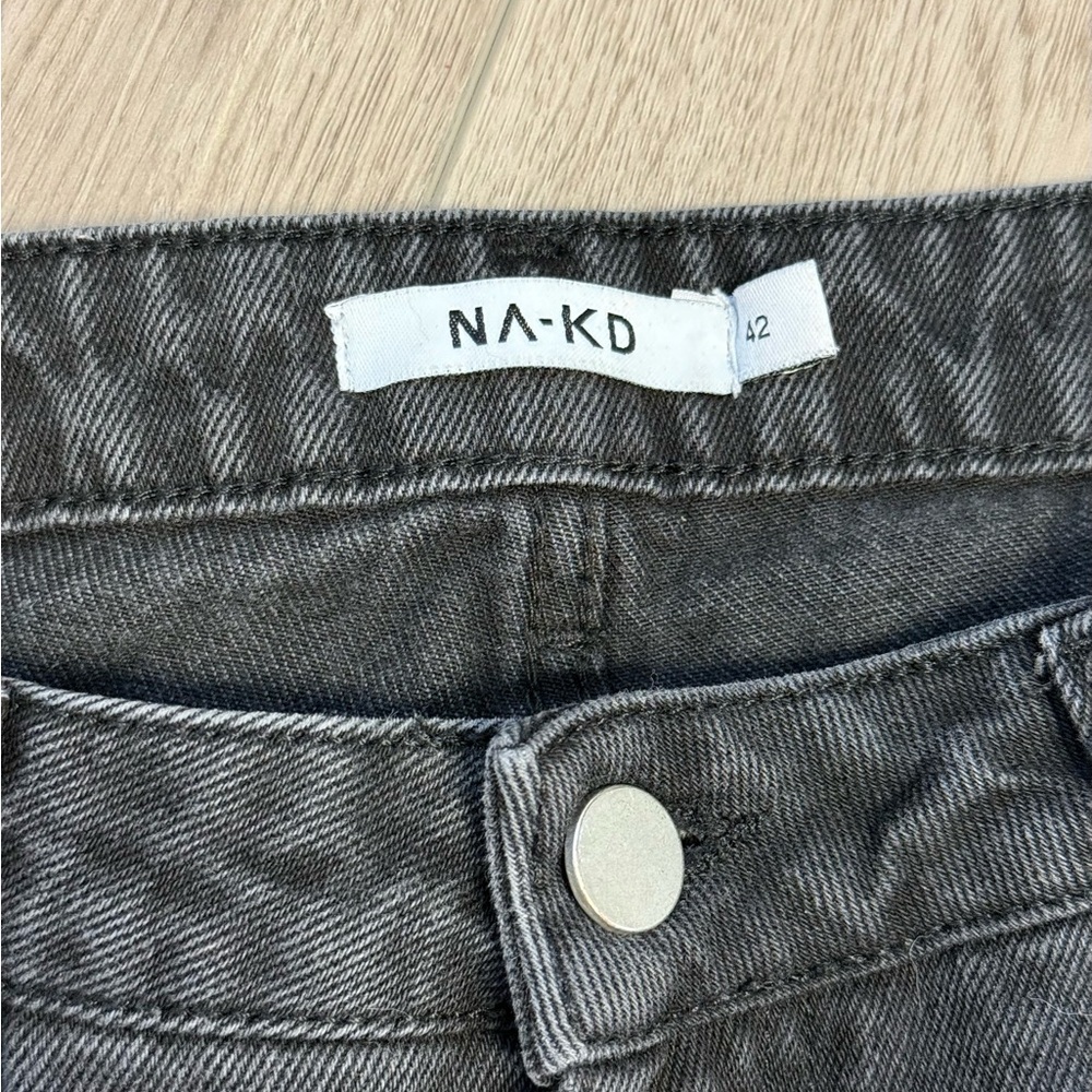 Women’s NA-KD Two Tone Pocket Raw Hem Jeans 29 100%Cotton - Picture 2 of 10